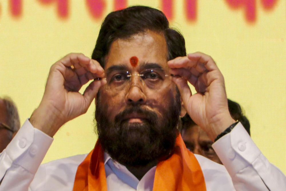 शिंदेंच्या शिवसेनेत वाढताहेत रुसवे-फुगवे